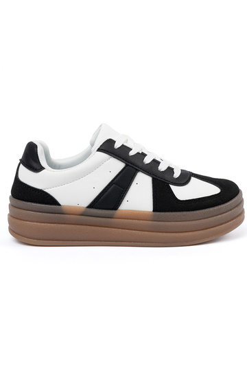 Čierno-biele športové...