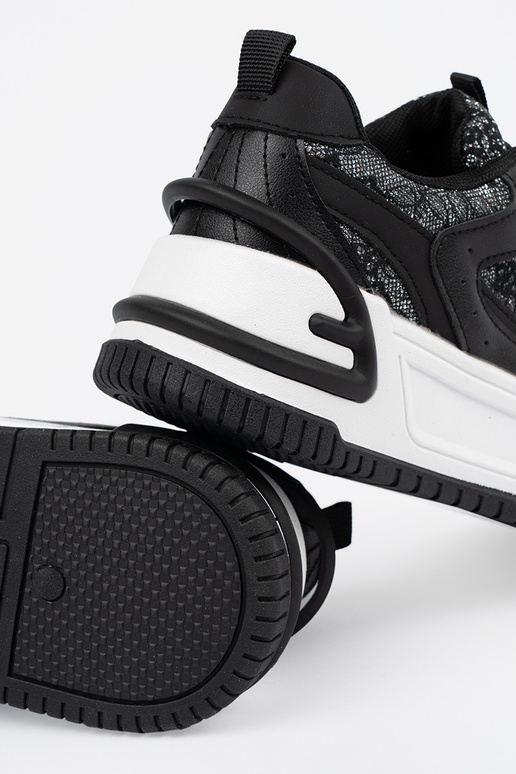 Čierno-biele dámske voľnočasové... Čierno-biele dámske voľnočasové...