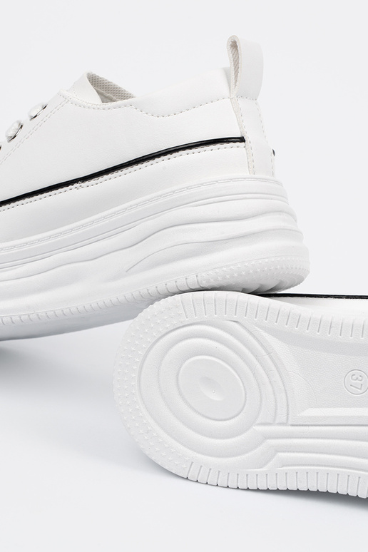 Biele dámske topánky s platformou