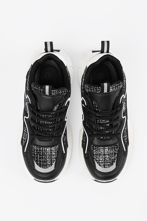 Čierne športové topánky so...