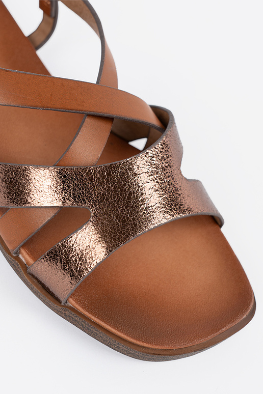 Dámske sandále na bielej platforme