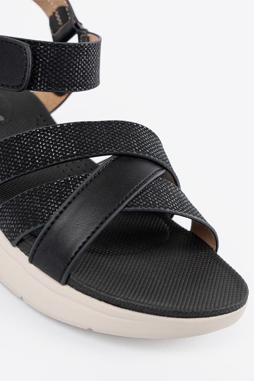 Hnedé sandále na bielej platforme Hnedé sandále na bielej platforme