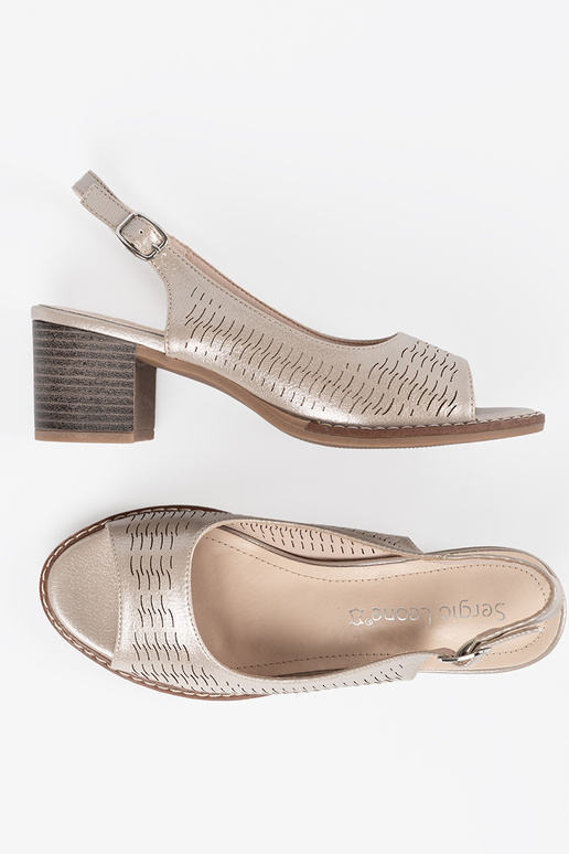 Zlaté dámske topánky na nízkom podpätku