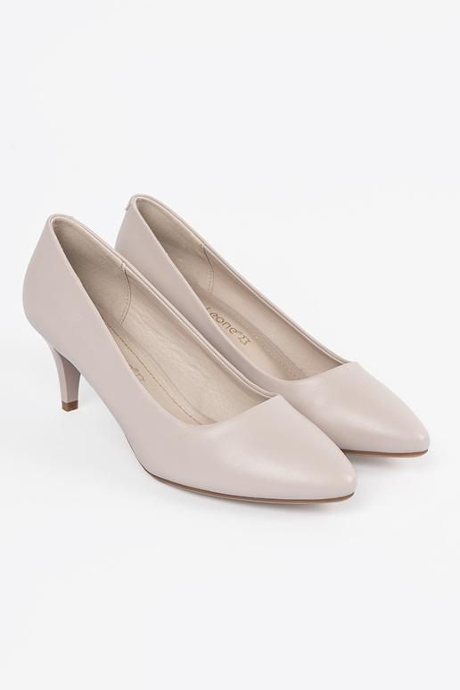 Šedé lodičky, Sergio Leone