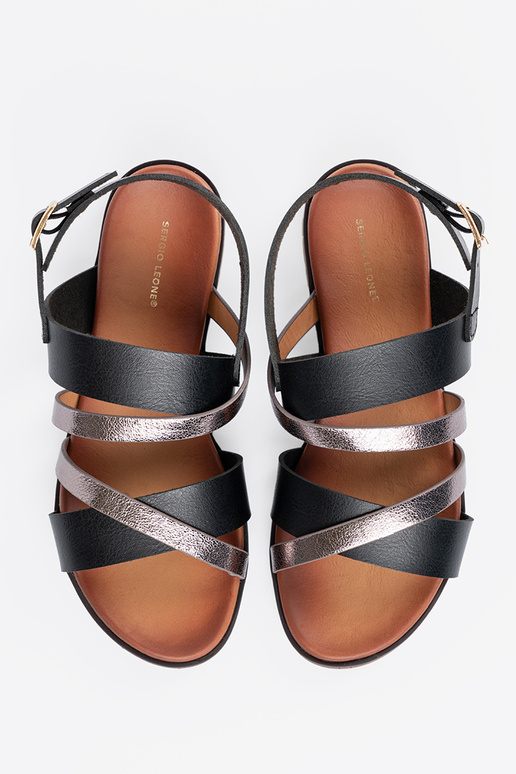 Zlaté sandále na nízkom podpätku Zlaté sandále na nízkom podpätku