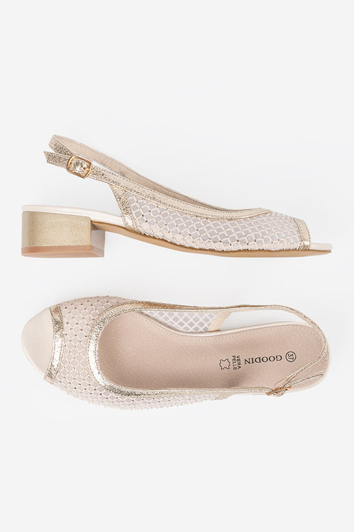 Sandále s dekoratívnou sieťkou zlatej...