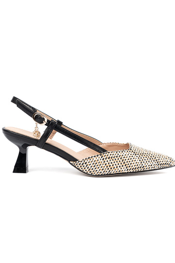 Woven lodičky na nízkom...