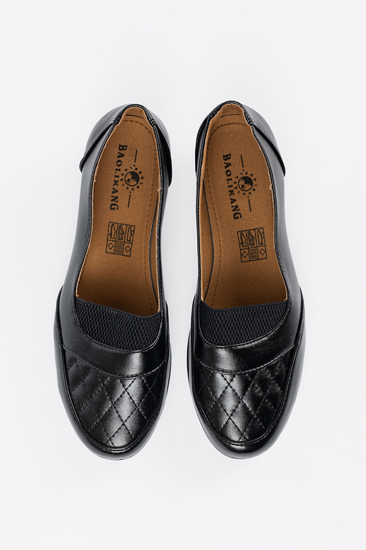 Klasické čierne dámske poltopánky