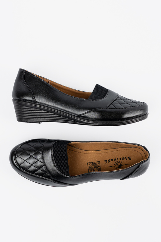 Klasické čierne dámske poltopánky