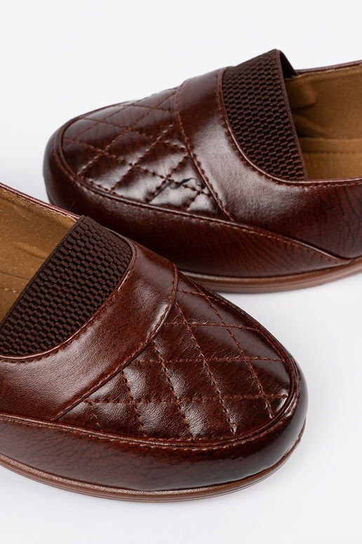 Klasické hnedé poltopánky s uzáverom