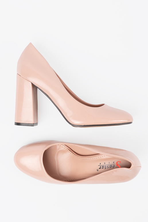 Farba slonoviny lakované lodičky