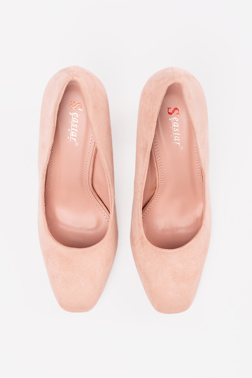 Žiarivo ružové sandále na vysokom...