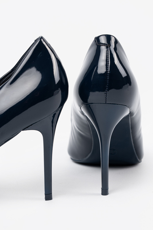 Tmavomodré lakované lodičky