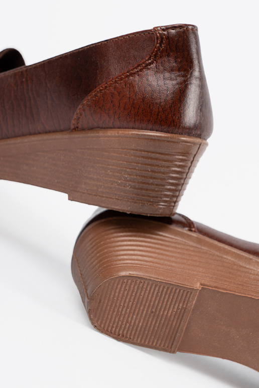 Hnedé poltopánky s uzáverom a mašľou