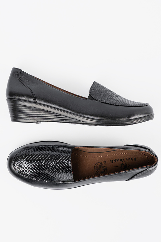 Dámske poltopánky s koženou textúrou