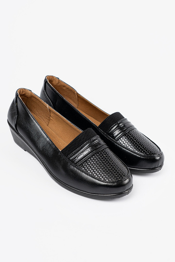 Čierne poltopánky na platforme 2