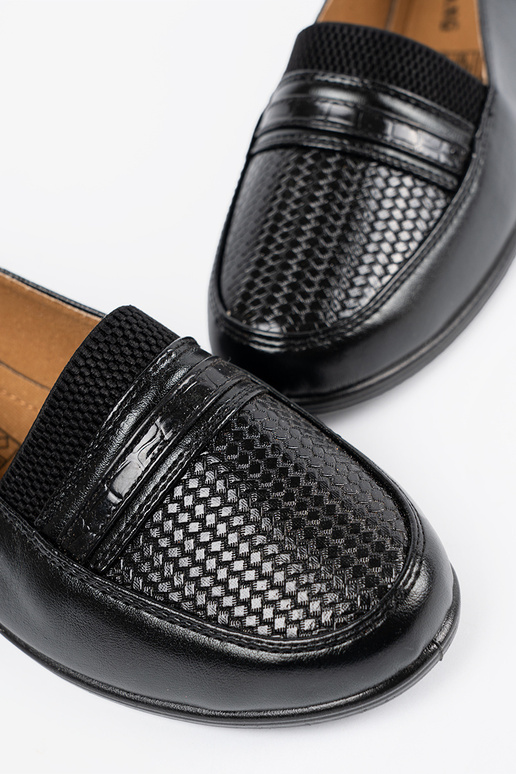 Čierne poltopánky na platforme