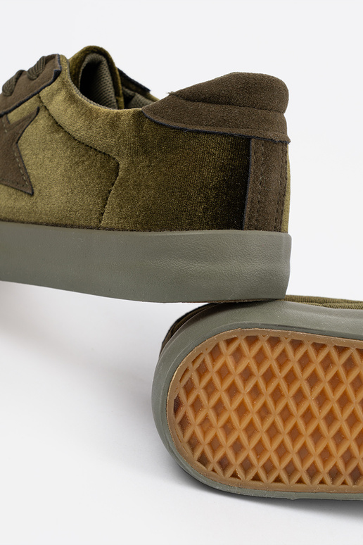 khaki farby Dámske čižmy s hviezdičkou khaki farby Dámske čižmy s hviezdičkou