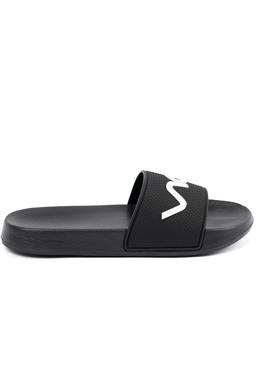 čierna papuče s nápisom