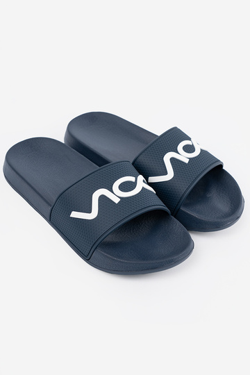 tmavomodrá papuče s nápisom