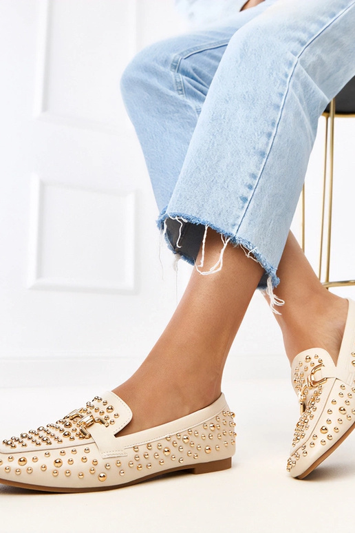 Pieskové mokasíny zdobené nitmi Lea