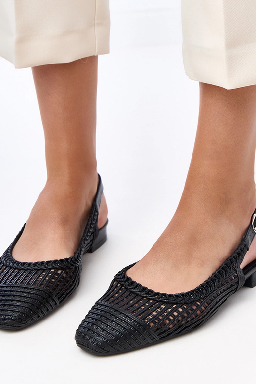 Čierne perforované baleríny s...