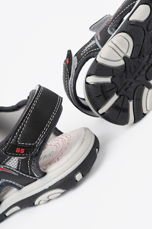 čierna chlapčenský sandále