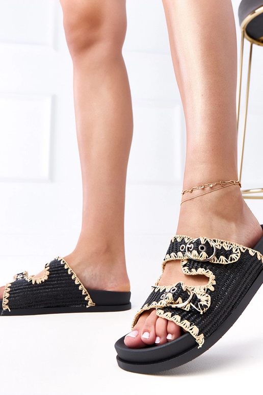 Čierne pletené šľapky s prackami Sameli