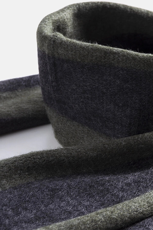 Zeleno-sivý šál s strapcami Lana