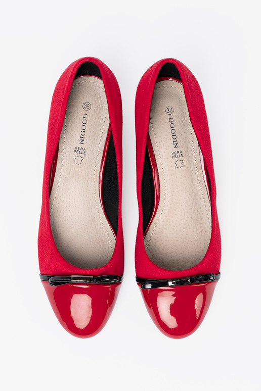 červená Vysoké opätky s lukom i lakieroInanym noskiem červená Vysoké opätky s lukom i lakieroInanym noskiem