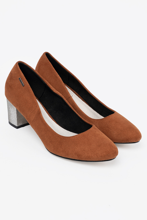 Hnedá farba Vysoké opätky z ozdobnym striebrom obcasem Hnedá farba Vysoké opätky z ozdobnym striebrom obcasem