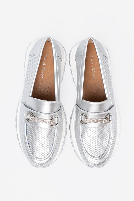 strieborná farba Dámske mokasíny z dekoracyjnym zlatám elementem