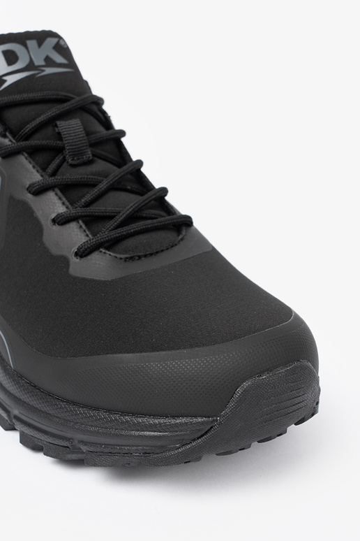 Športový štýl obuInie čierna DK z technologią Aqua Softshell