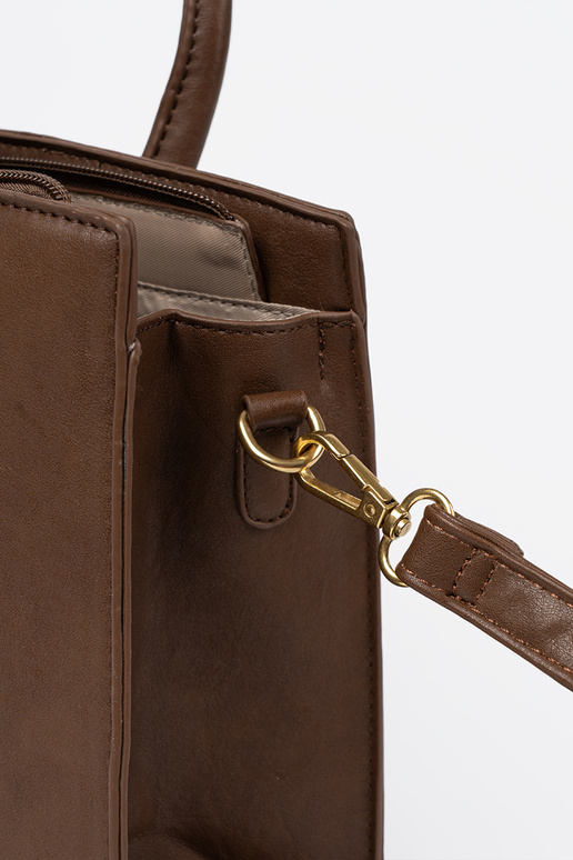 Hnedá Kabelka s ozdobnou sponou In zlatám kolorze