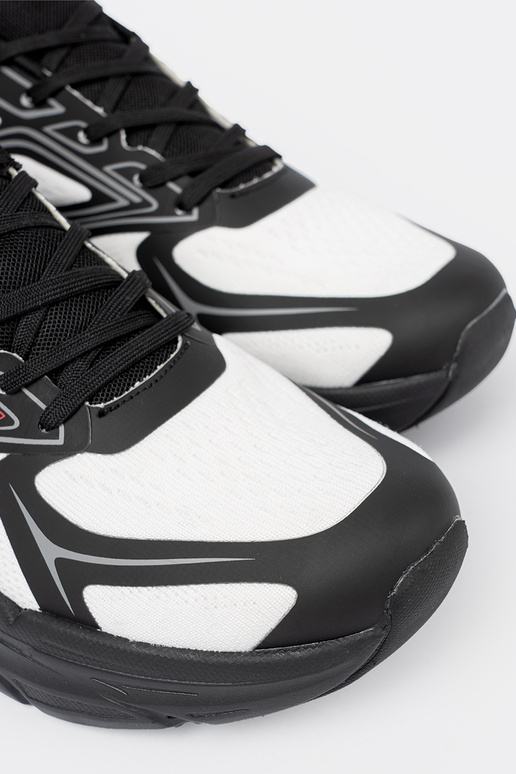 Pohodlné tenisky biely čierna z siateczkoIną strukturą McArthur