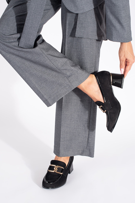 zo semišu dámske topánky na hrubej tyči