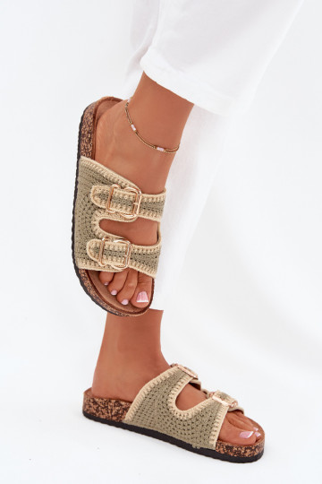 SzydełkoIne Dámske papuče Ze zlatej farbymi s prackamimi zelená farba Fenira