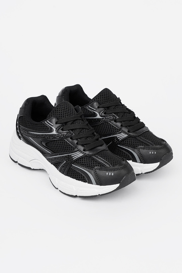 čierna Tenisky so sieťovinou i białą podeszIną