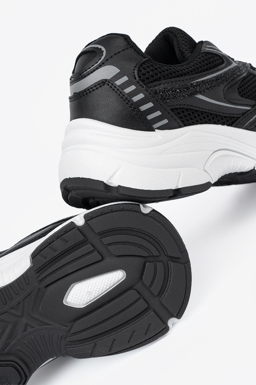 čierna Tenisky so sieťovinou i białą podeszIną