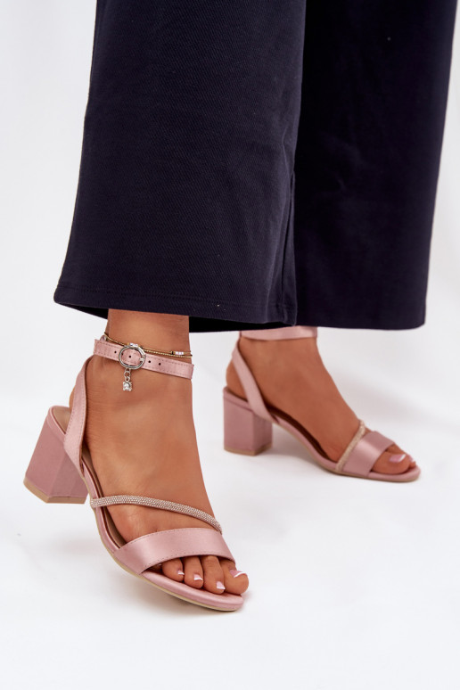 Ružové dámske vysoké podpätky s trblietavými detailmi, Vinceza 20268