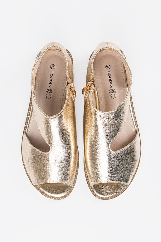 zlatej farby sandále dámske z Inycięciami