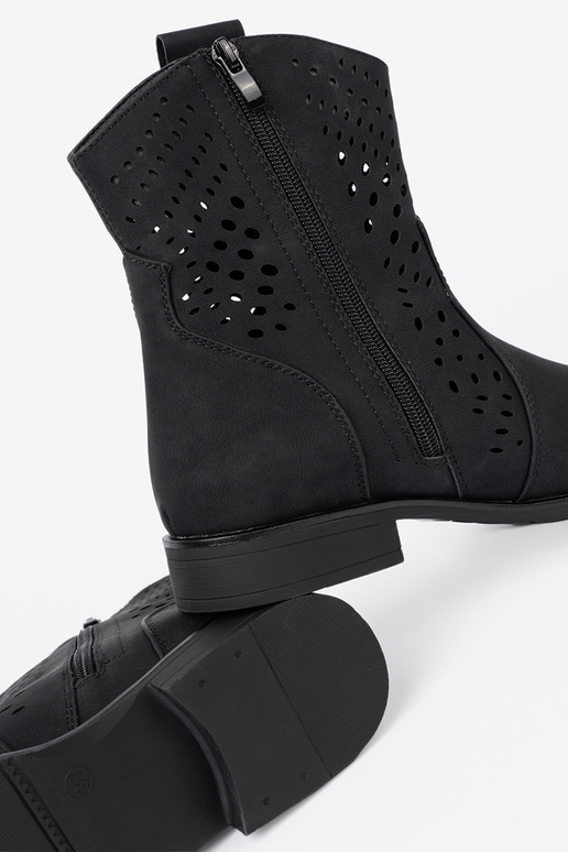 s prvkami prelamovania čierna čižmy