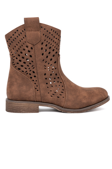 s prvkami prelamovania Hnedá farba čižmy 2