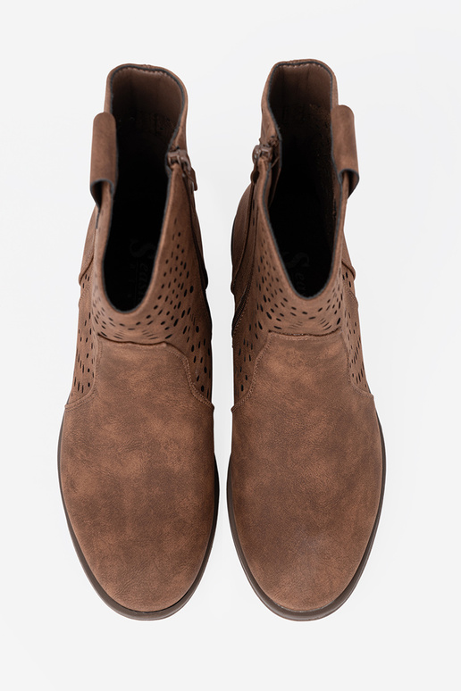 s prvkami prelamovania Hnedá farba čižmy s prvkami prelamovania Hnedá farba čižmy