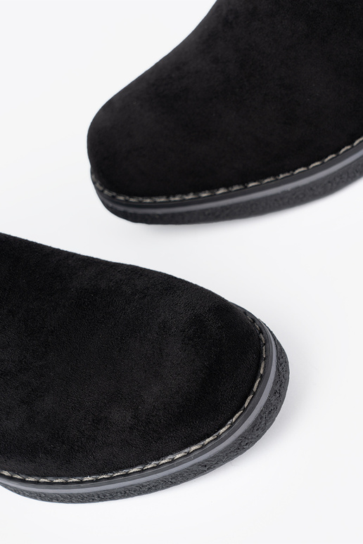 Proste čierna čižmy na komfortoInym obcasie