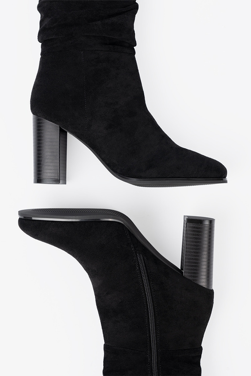 čierna členkové čižmy s volánovým zvrškom