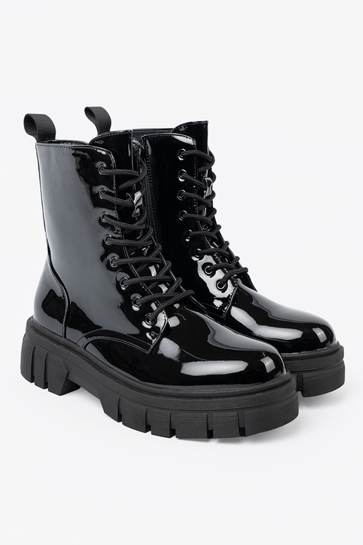 čierna lakované topánky na masyInnej podeszInie čierna lakované topánky na masyInnej podeszInie