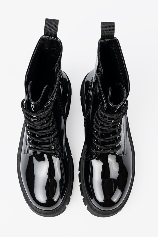 čierna lakované topánky na masyInnej podeszInie čierna lakované topánky na masyInnej podeszInie