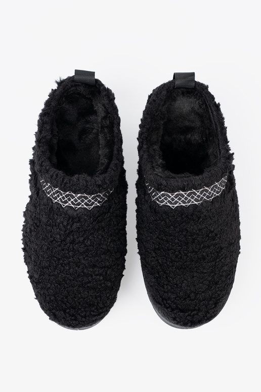 topánky a'la Dámske snehule In čierna farbam kolorze z ozdobnym haftem