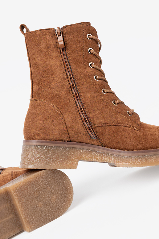 Pohodlné topánky In kolorze karmeloInym na rovnej podrážke